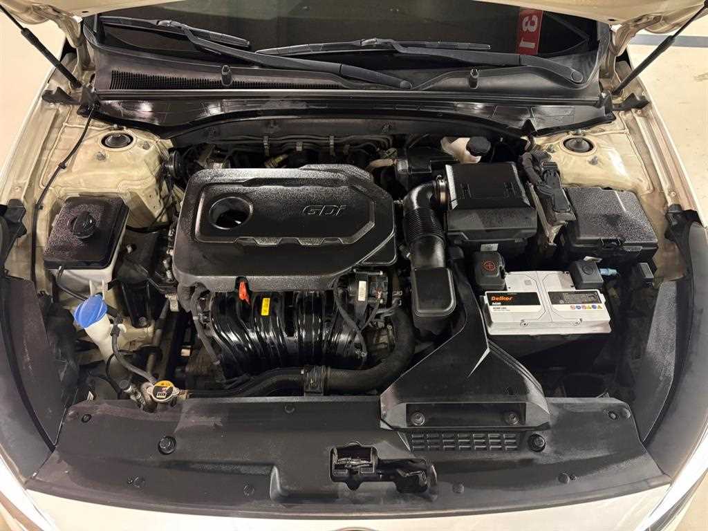 Kia K7 — photo 03