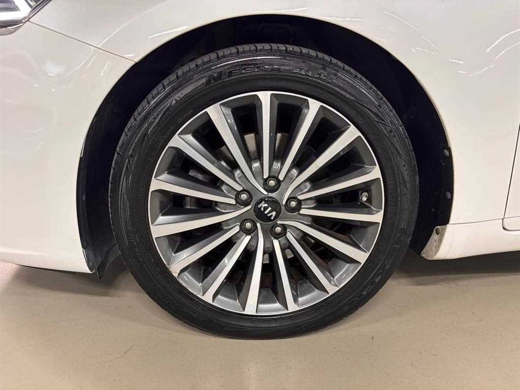 Kia K7 — photo 05