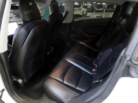 Tesla Model 3 — photo 07