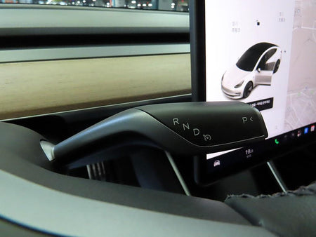 Tesla Model 3 — photo 12
