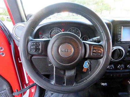 Jeep Wrangler — photo 08