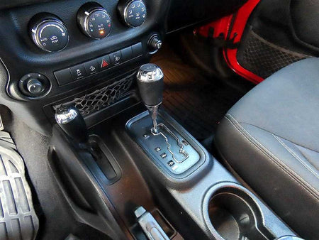 Jeep Wrangler — photo 10
