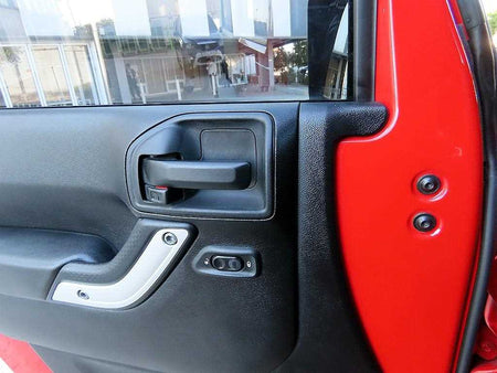 Jeep Wrangler — photo 11