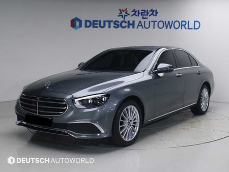 Mercedes-Benz E-Class — photo 01