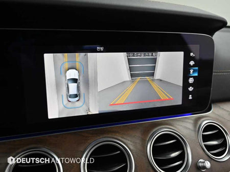 Mercedes-Benz E-Class — photo 15