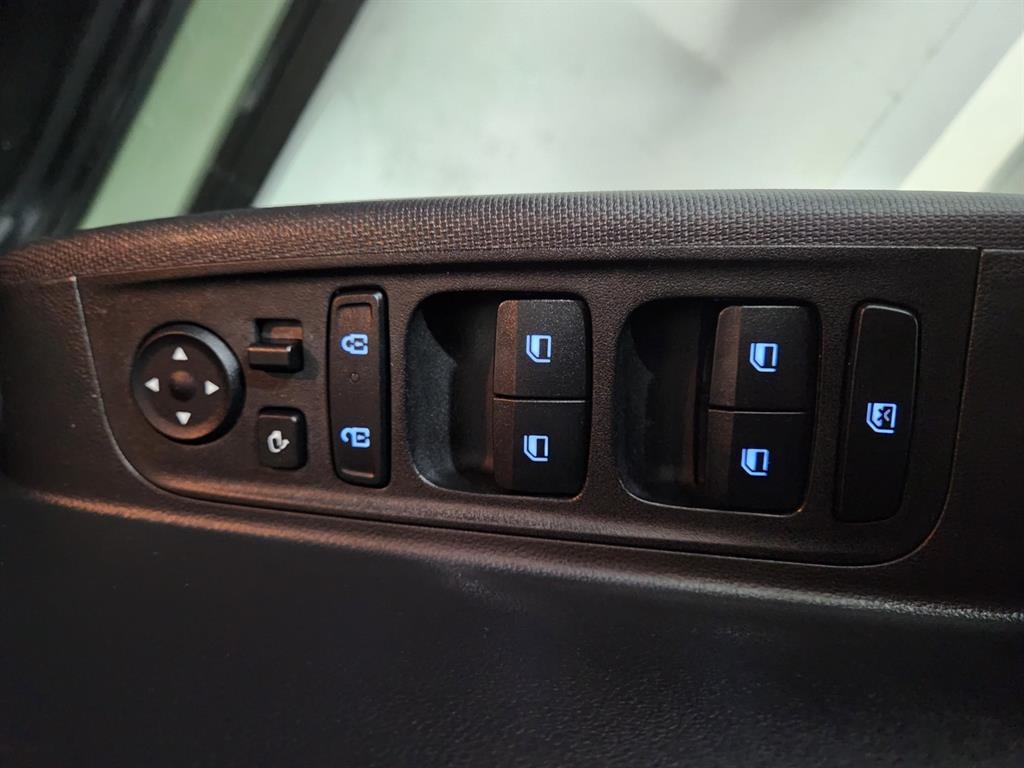 Hyundai Casper — photo 15