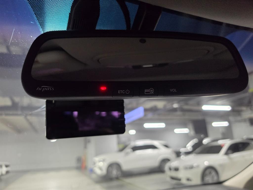 Kia Carnival — photo 16