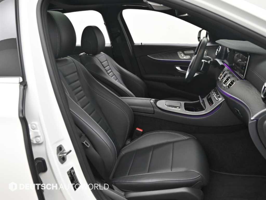 Mercedes-Benz E-Class — photo 10