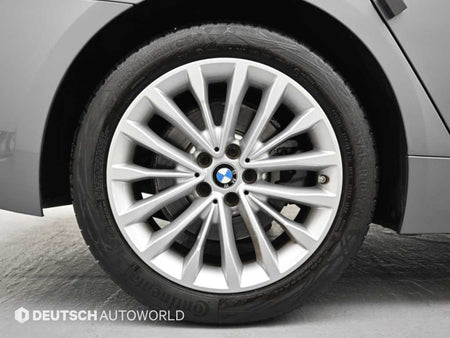 BMW 5-Series — photo 05