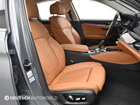 BMW 5-Series — photo 10