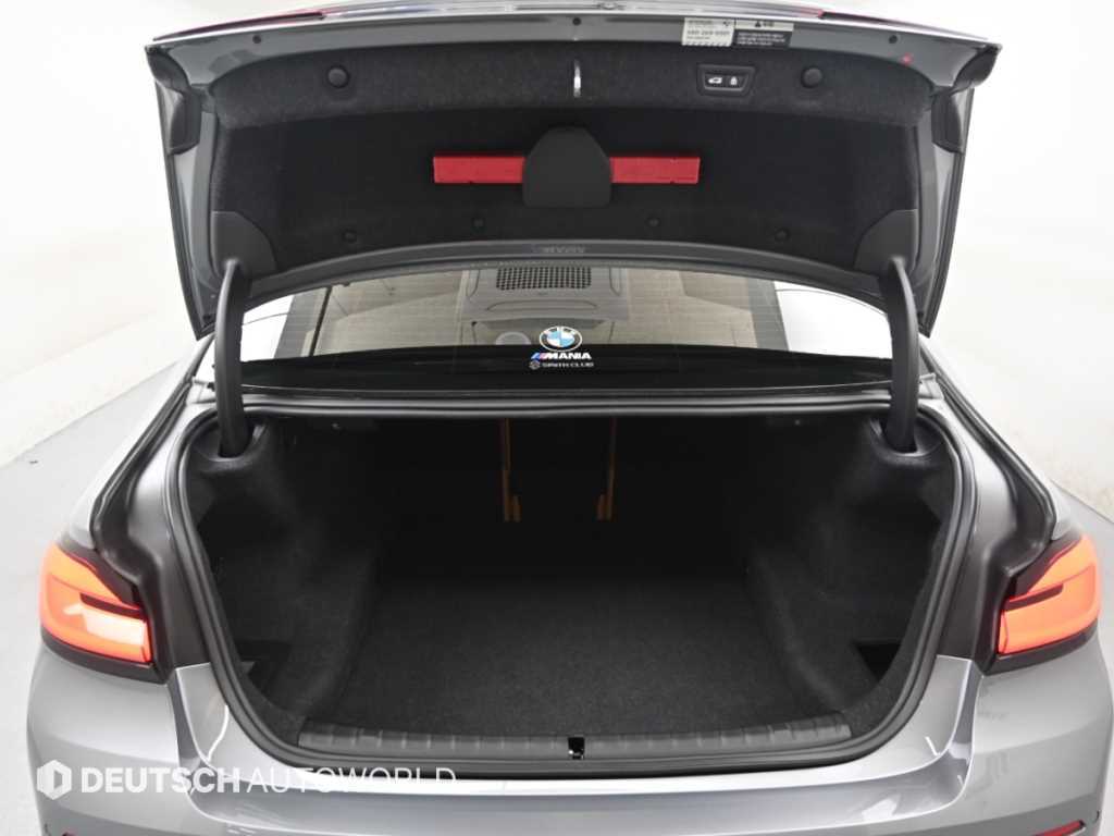 BMW 5-Series — photo 19