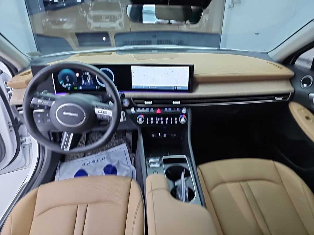 Hyundai Sonata — photo 01