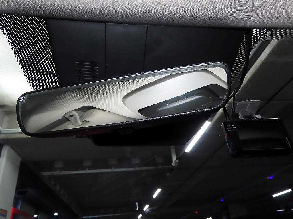 Kia K5 — photo 17