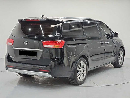 Kia Carnival — photo 04