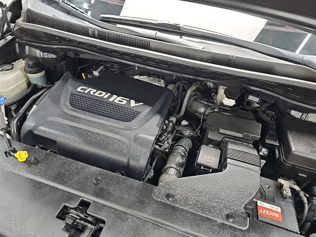 Kia Carnival — photo 05
