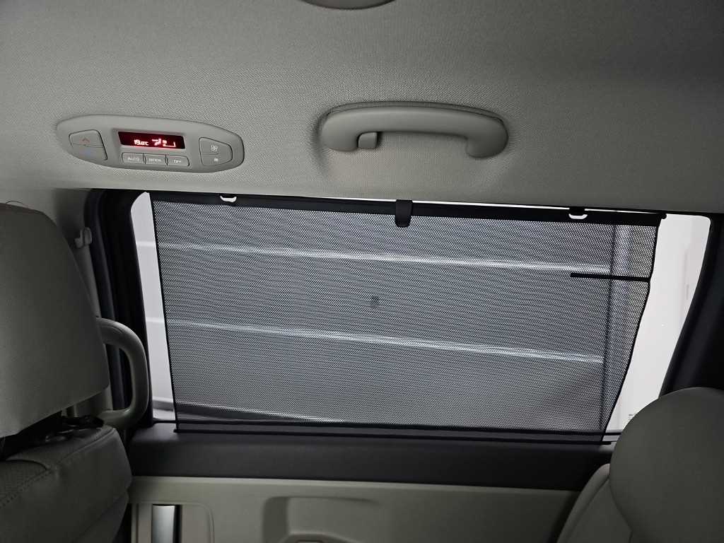 Kia Carnival — photo 14