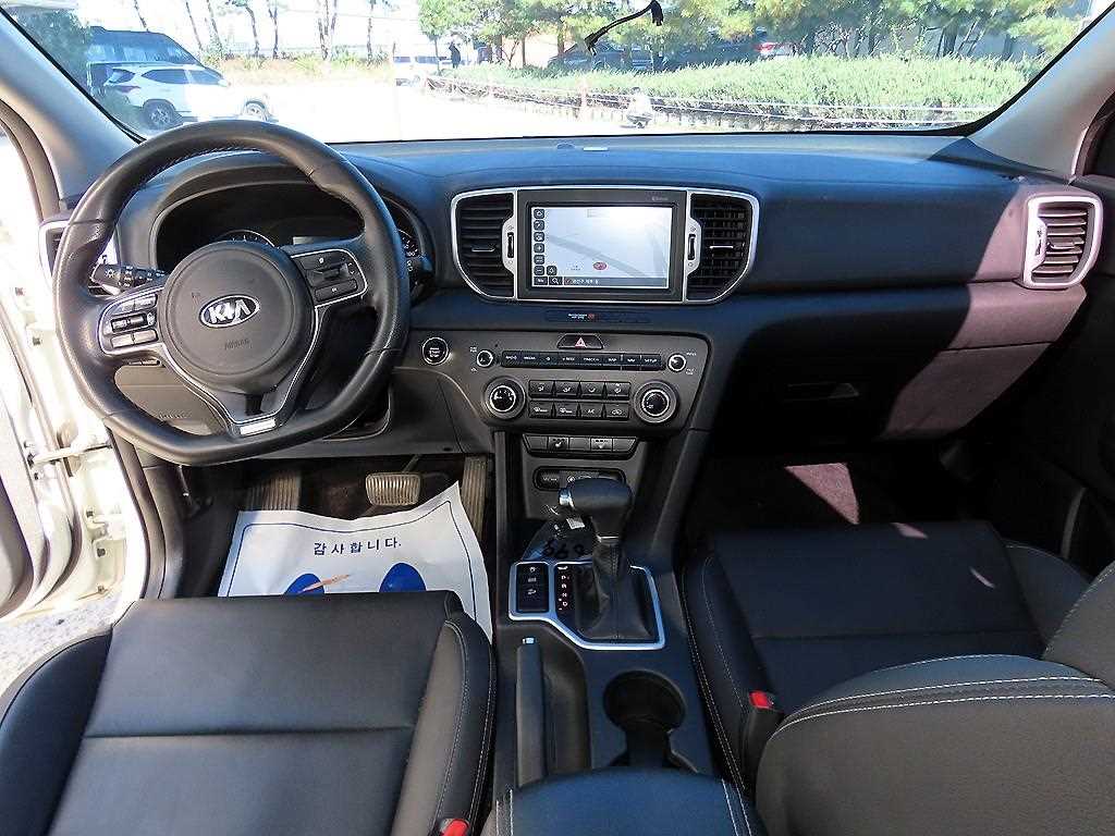 Kia Sportage — photo 07