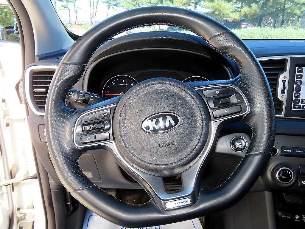 Kia Sportage — photo 08