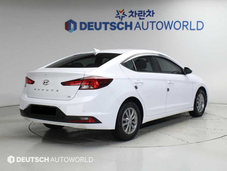 Hyundai Avante — photo 02