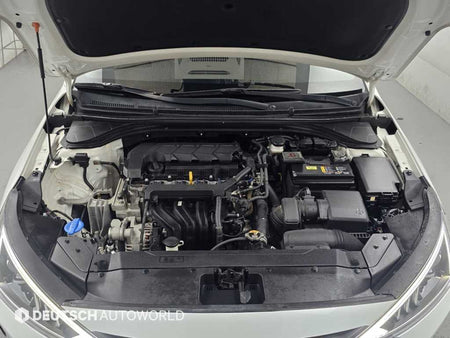 Hyundai Avante — photo 06
