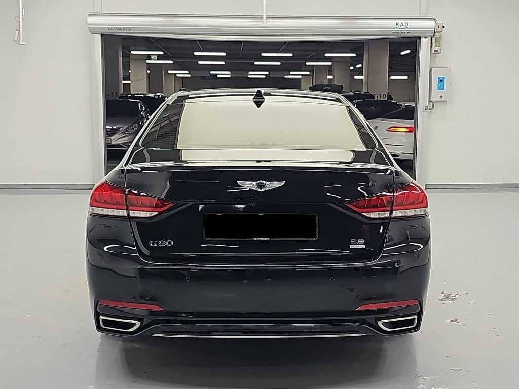 Genesis G80 — photo 03