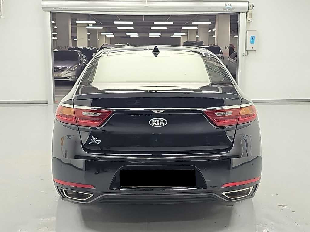Kia K7 — photo 04