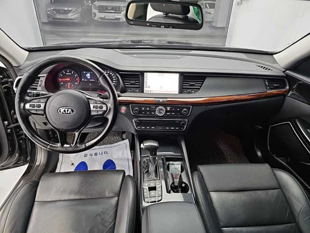 Kia K7 — photo 08