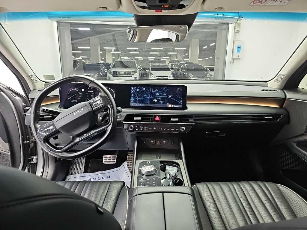 Kia K8 — photo 07