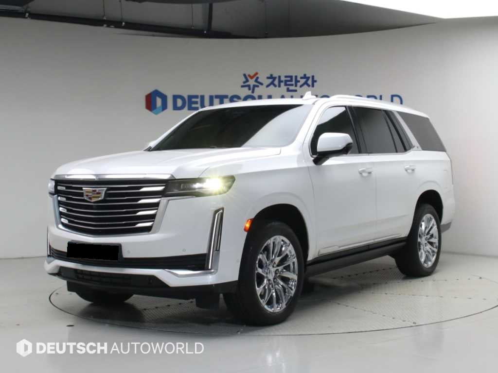 Cadillac Escalade — photo 01