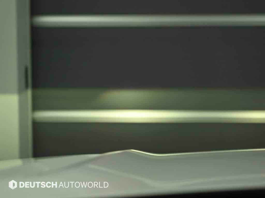 Cadillac Escalade — photo 17