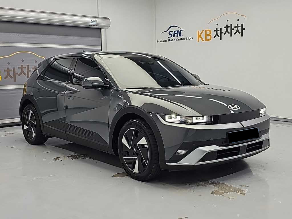 Hyundai Ioniq5 — photo 04