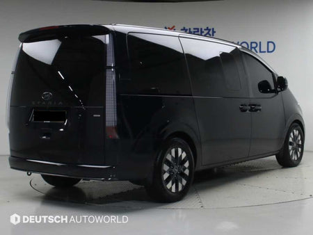 Hyundai Staria — photo 02