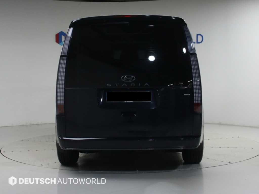 Hyundai Staria — photo 04