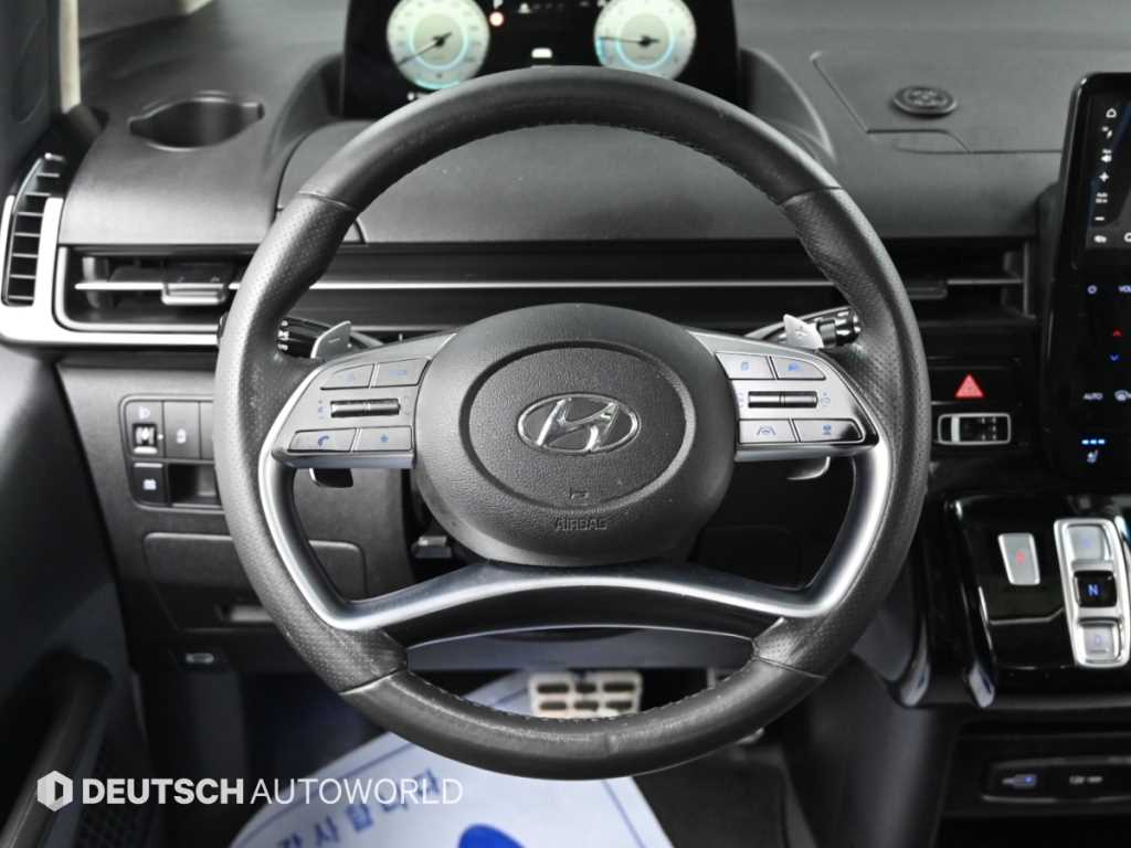 Hyundai Staria — photo 13