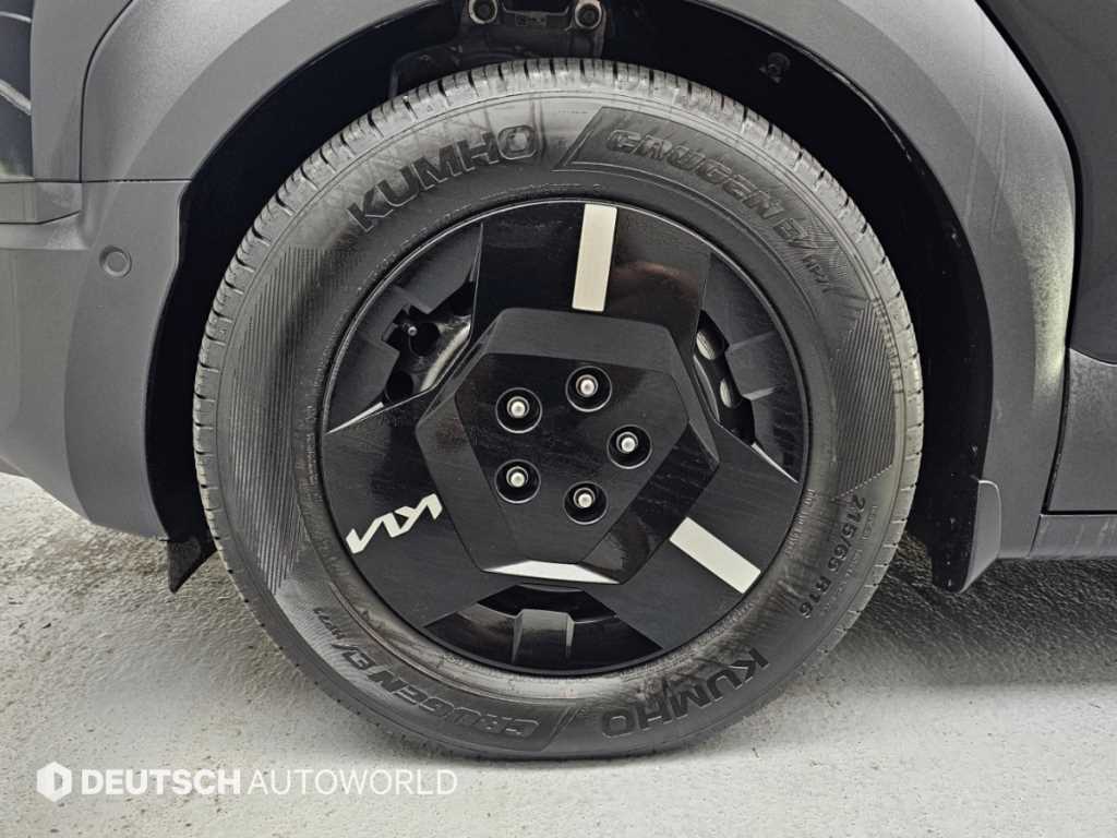 Kia PV5 — photo 05