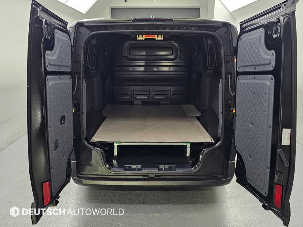 Kia PV5 — photo 19