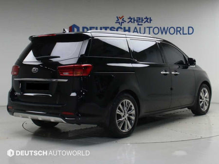 Kia Carnival — photo 02