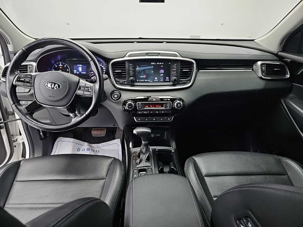 Kia Sorento — photo 07