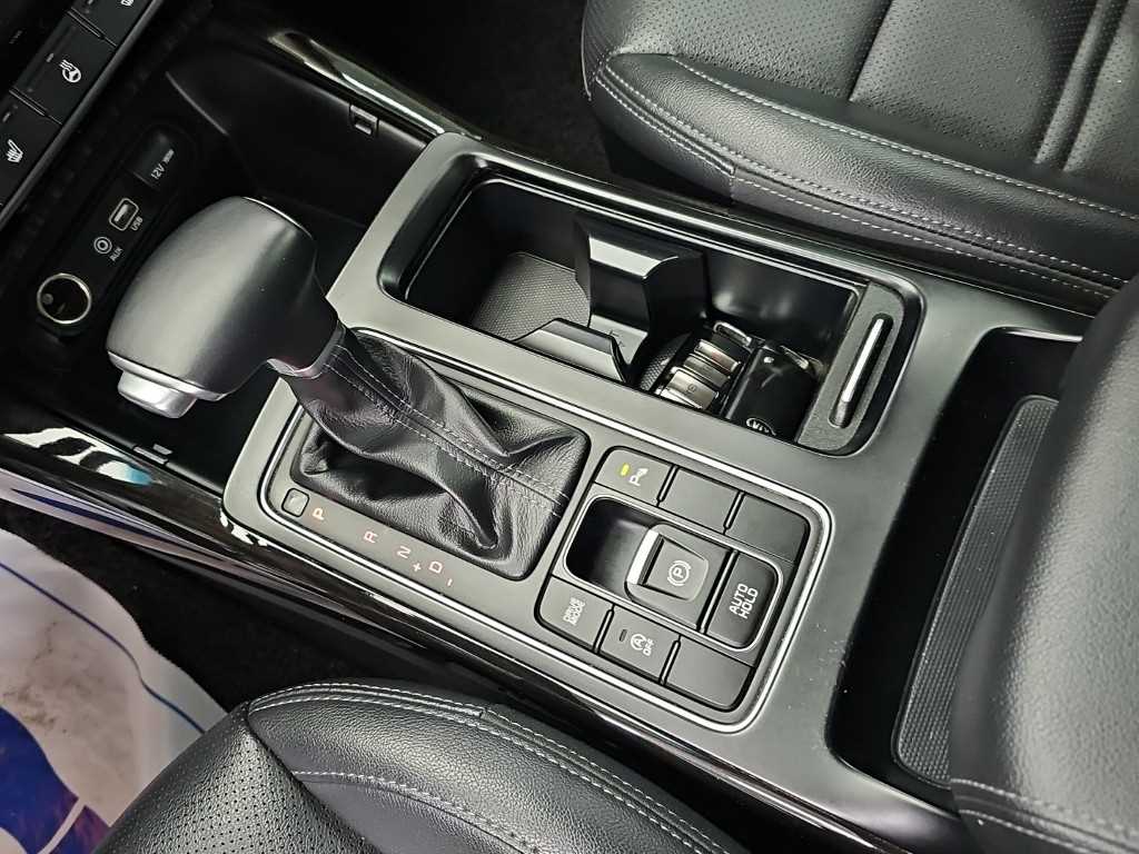Kia Sorento — photo 08