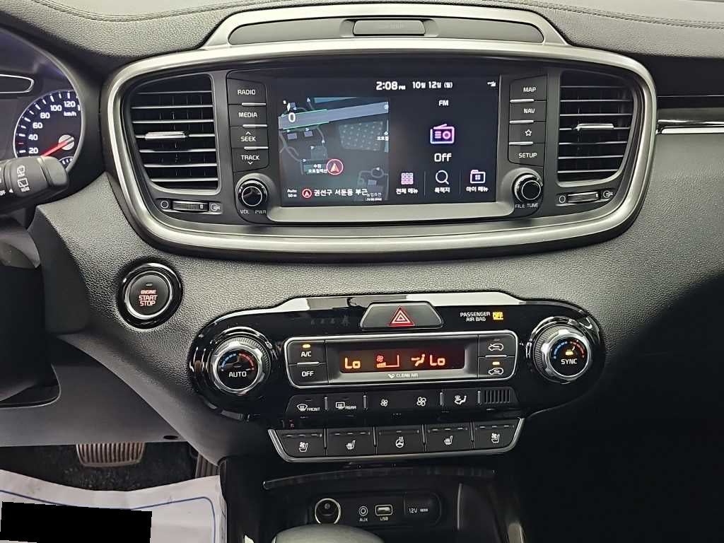 Kia Sorento — photo 10