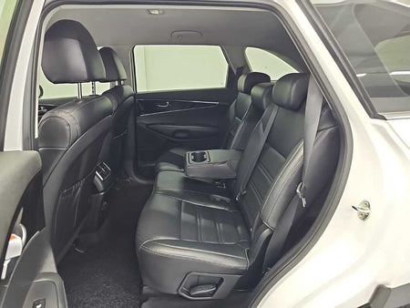 Kia Sorento — photo 12
