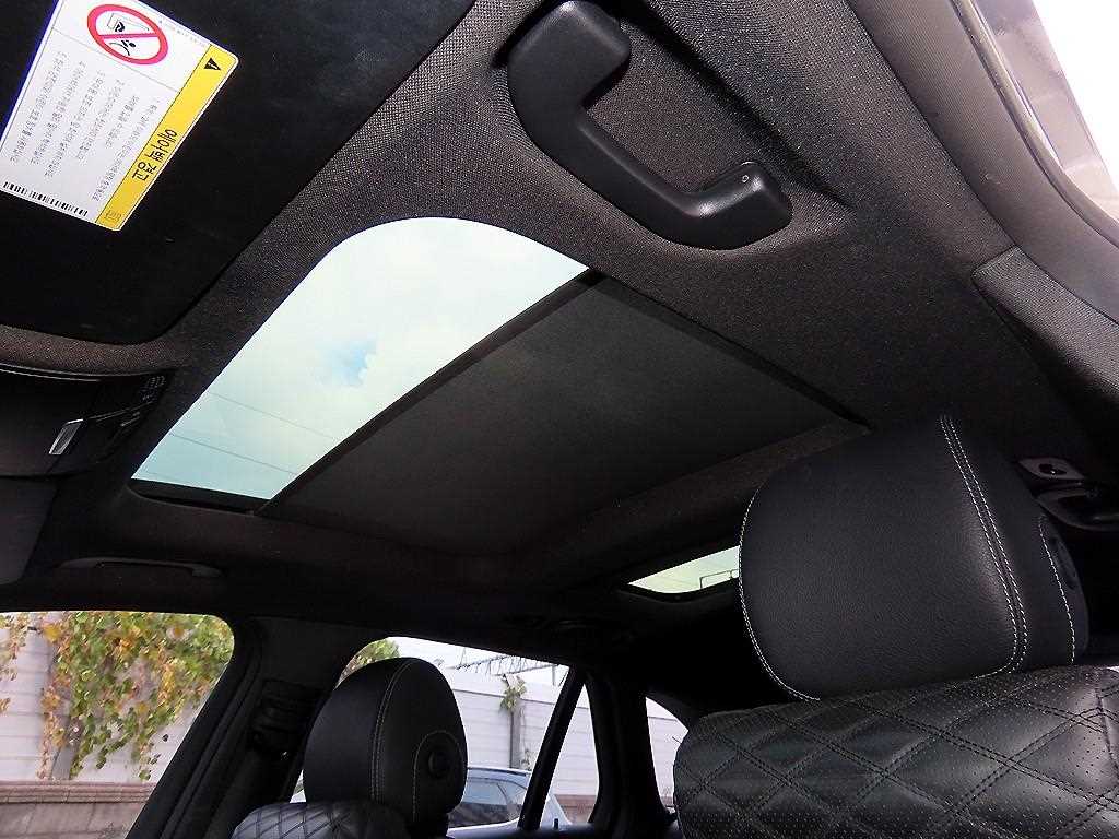 Mercedes-Benz GLC-Class — photo 17