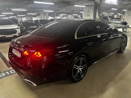 Mercedes-Benz E-Class — photo 03
