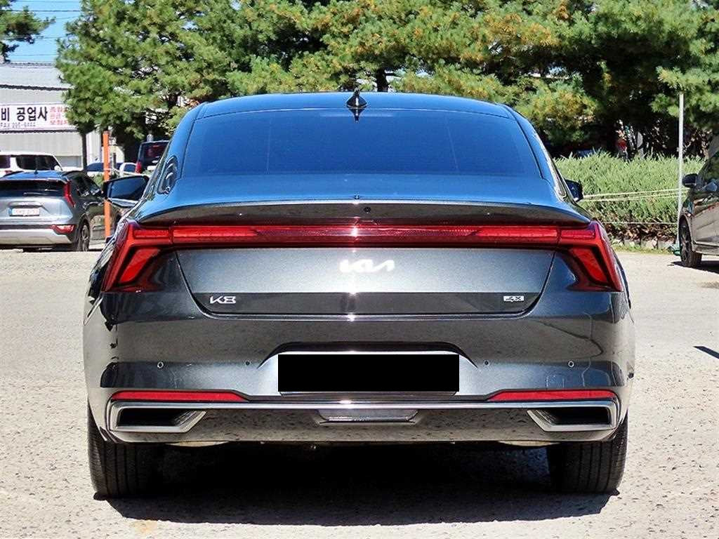 Kia K8 — photo 04