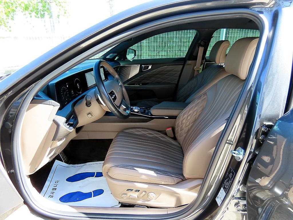 Kia K8 — photo 05