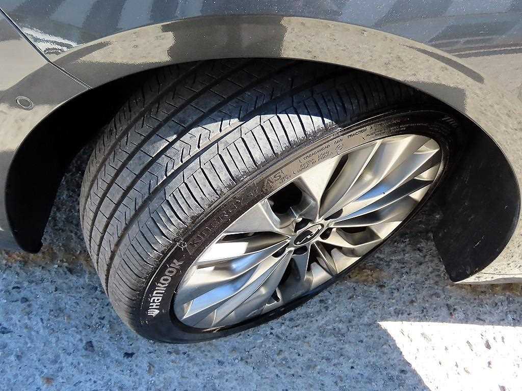 Kia K8 — photo 20