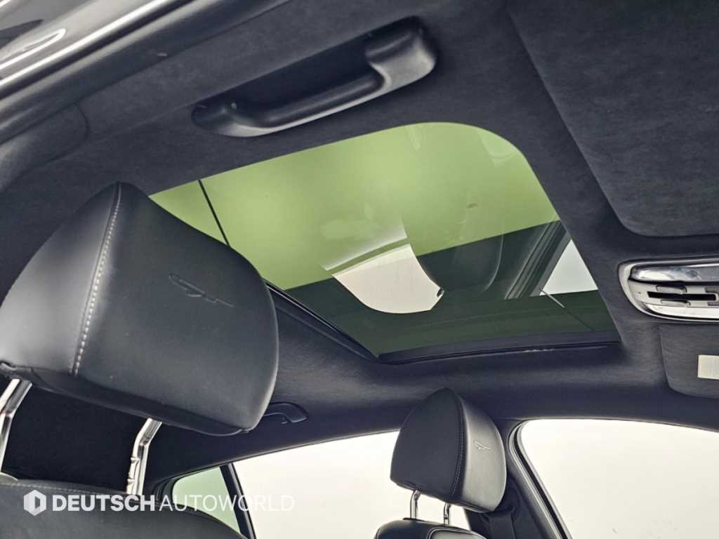 Kia Stinger — photo 18