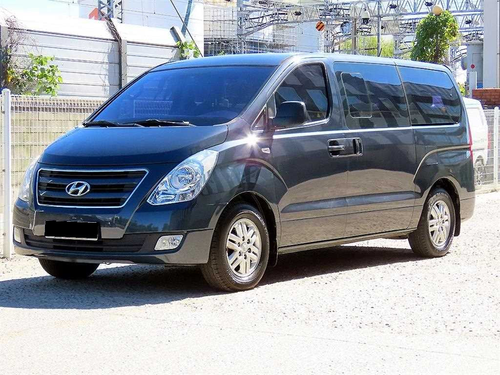 Hyundai Starex — photo 02