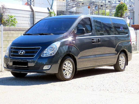 Hyundai Starex — photo 02