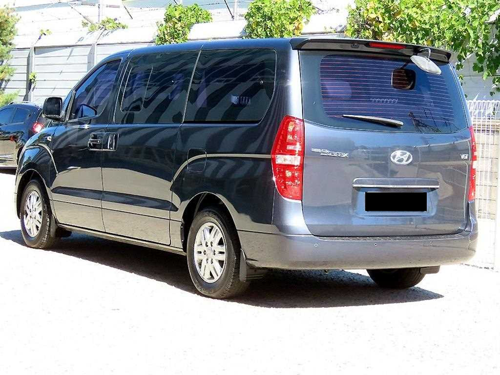 Hyundai Starex — photo 03